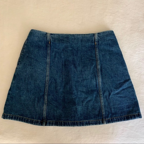 Wilfred Free Aritzia Denim Button-Front Mini Skirt - Picture 3 of 5